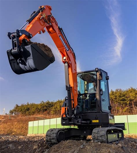 doosan compact excavator|doosan excavators problems.